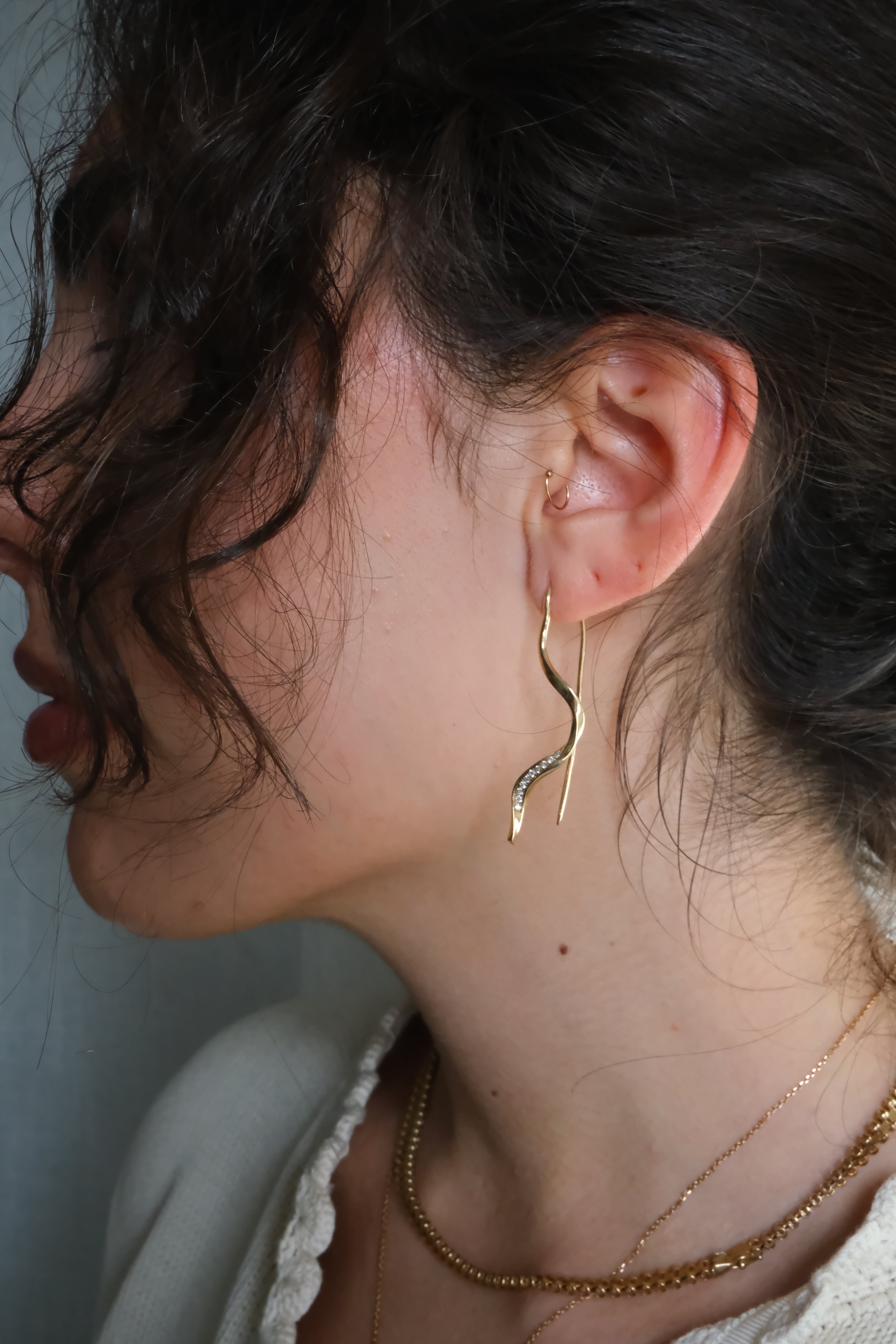 Ribbon Diamond Earrings
