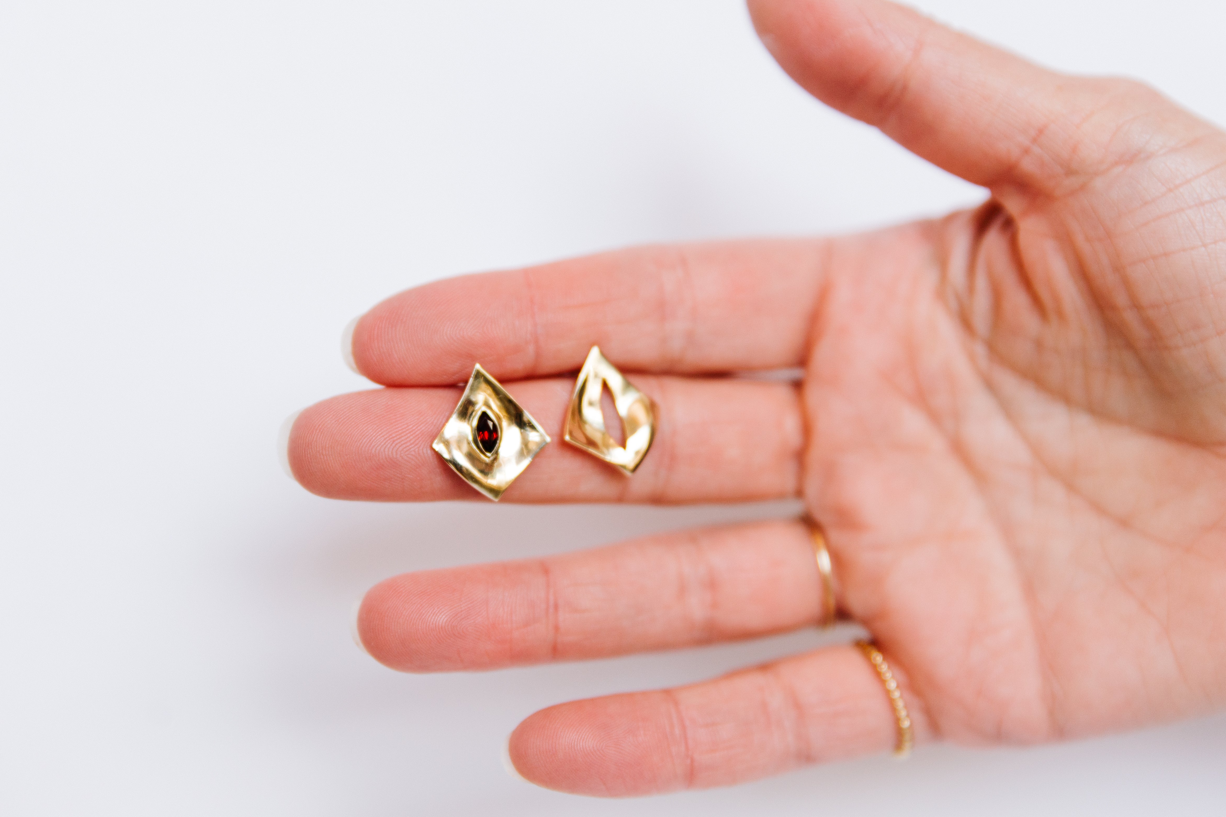 Rhombus Stud Earrings with Mozambique Garnet