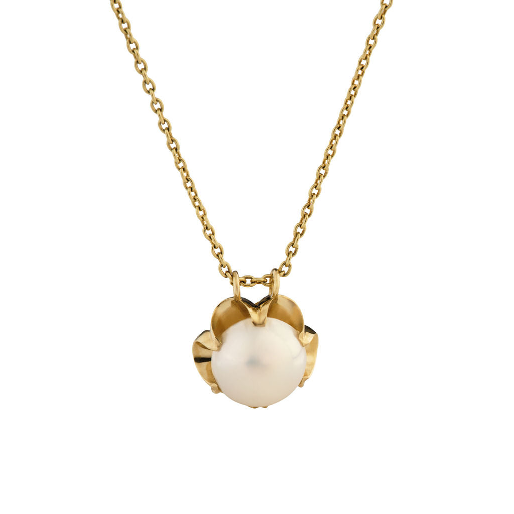 Pearl Petal Pendant Necklace