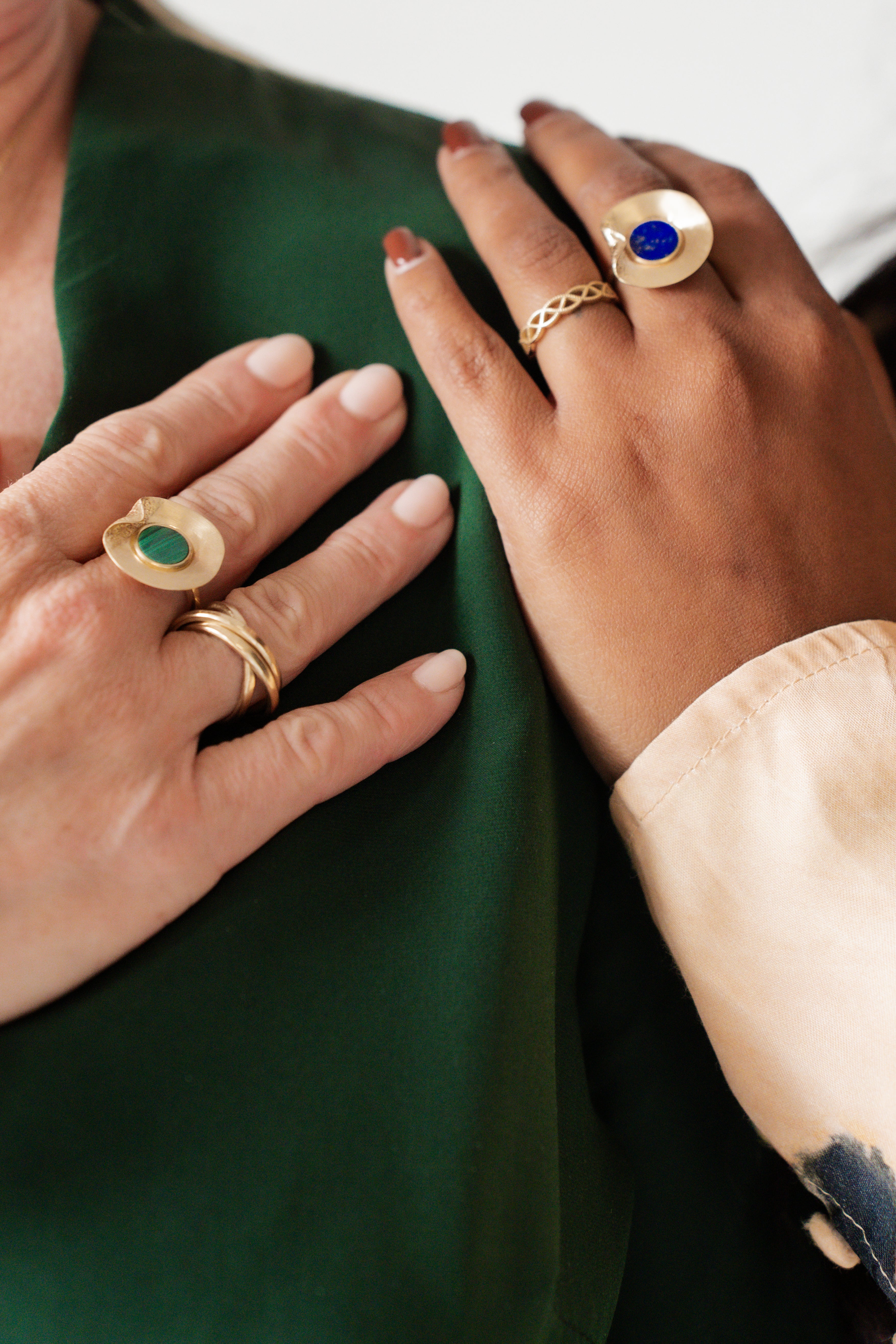 The Fold Ring – Lapis 14k Gold
