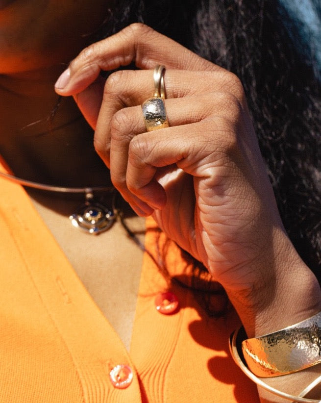 Intertwined Ring